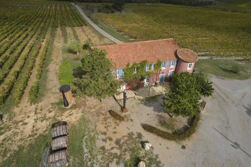Les Terres De Saint Hilaire Bed and Breakfast Ollières Δωμάτιο φωτογραφία