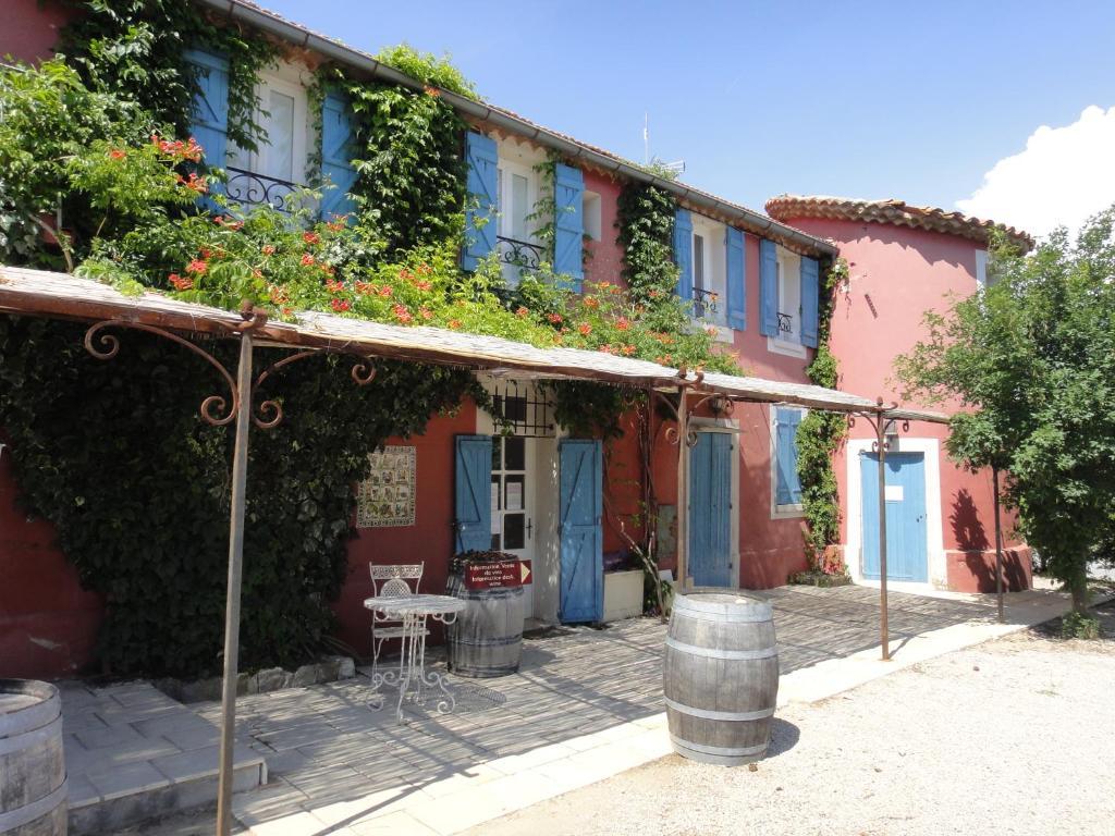 Les Terres De Saint Hilaire Bed and Breakfast Ollières Δωμάτιο φωτογραφία